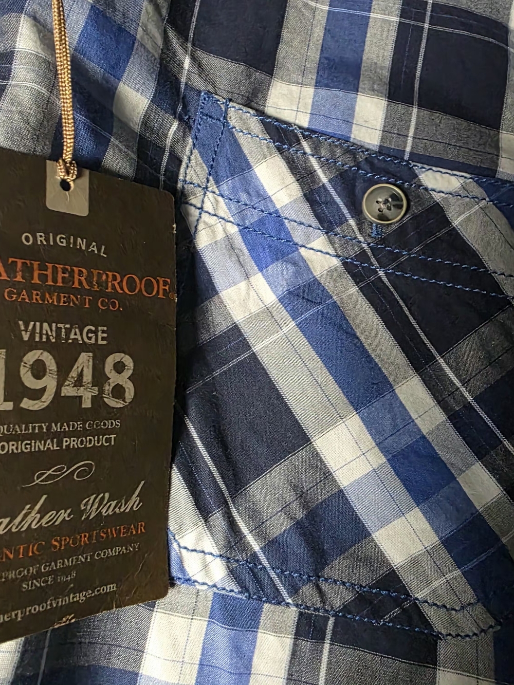 Men's Blue Plaid Casual Button-Down Shirt - Picture 2 of 3